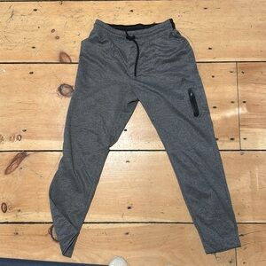 Men’s sweatpants